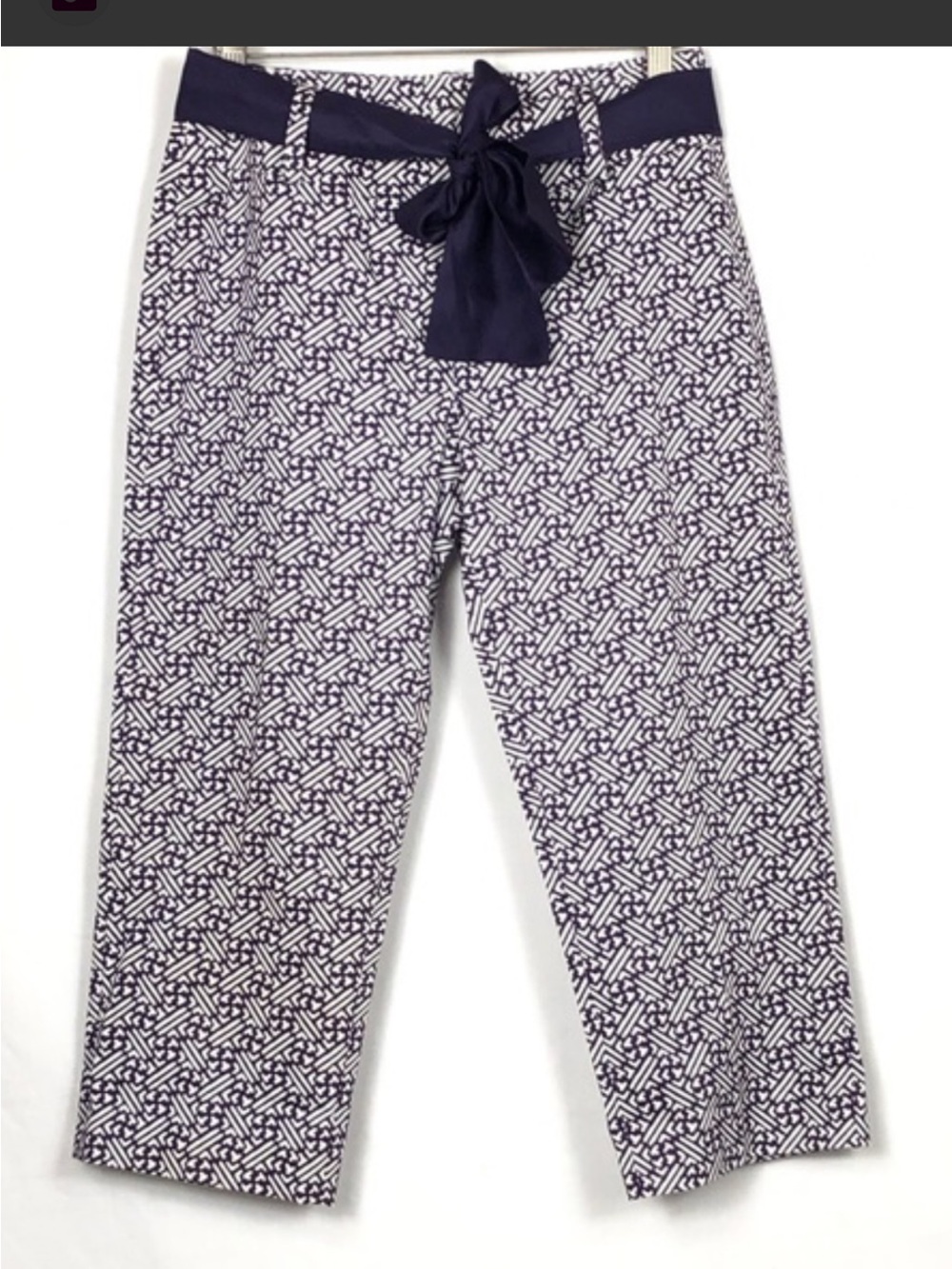Talbots Navy & White Geometric Capri Pants with Navy Tie